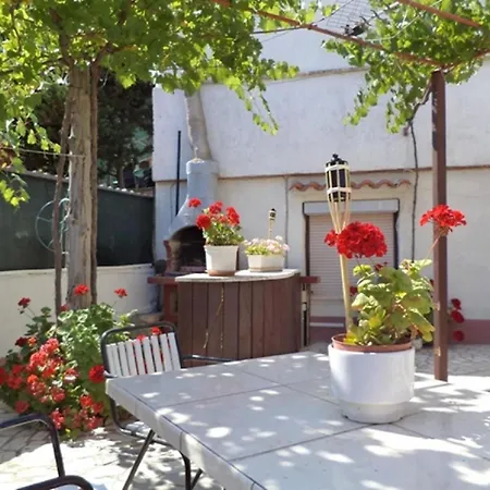 Appartement Ferienwohnung Mit Balkon Fuer Fuenf Personen